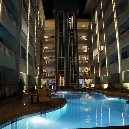 במבורי Cowrie Shell Beach Apartments Official מראה חיצוני תמונה