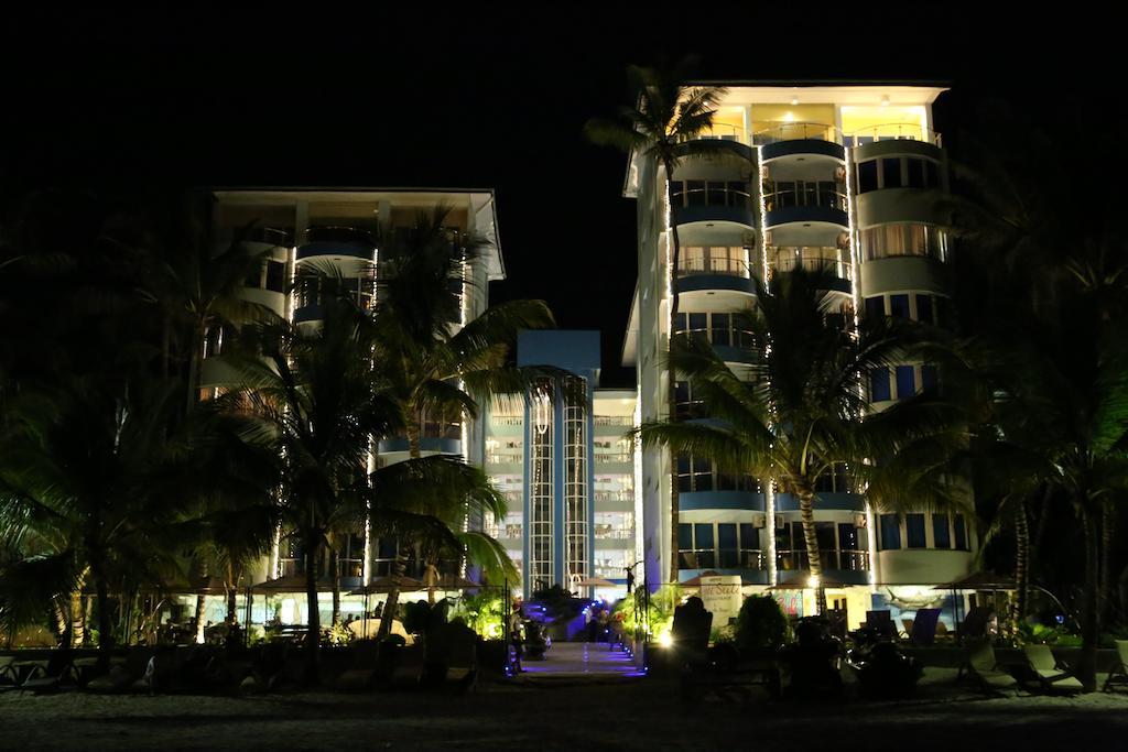 במבורי Cowrie Shell Beach Apartments Official מראה חיצוני תמונה